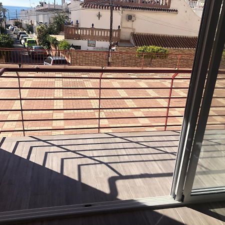 Apartamento Vistamar เนร์คา ภายนอก รูปภาพ